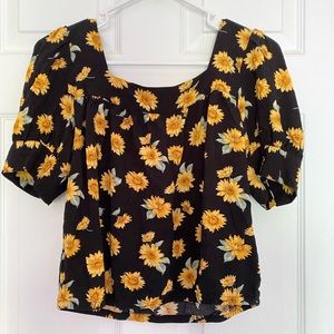 American eagle cropped sunflower top M